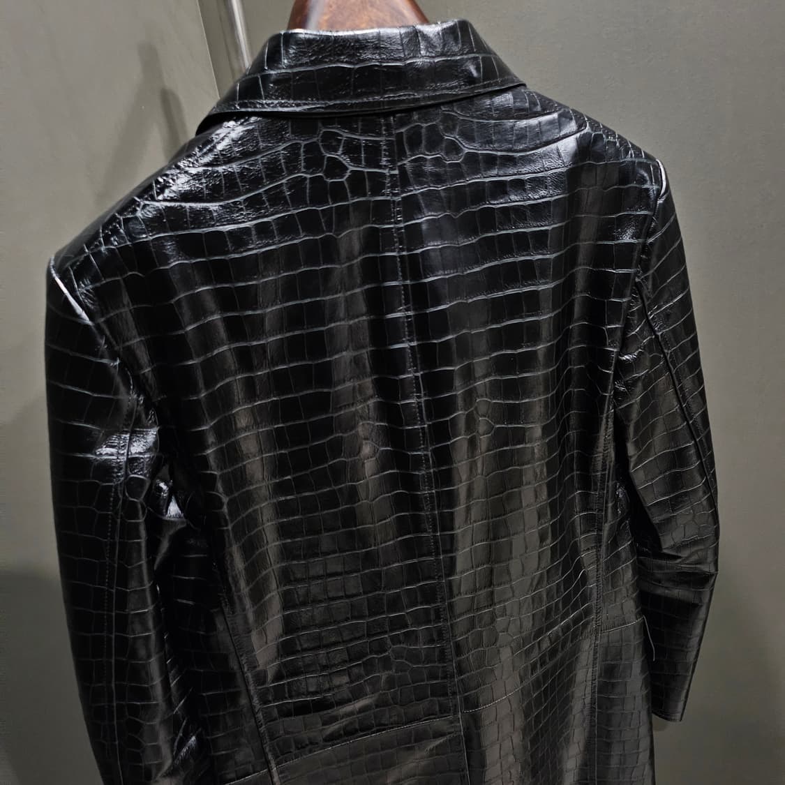 톰포드 크록이펙트 싱글 블레이저 자켓 상품이미지5