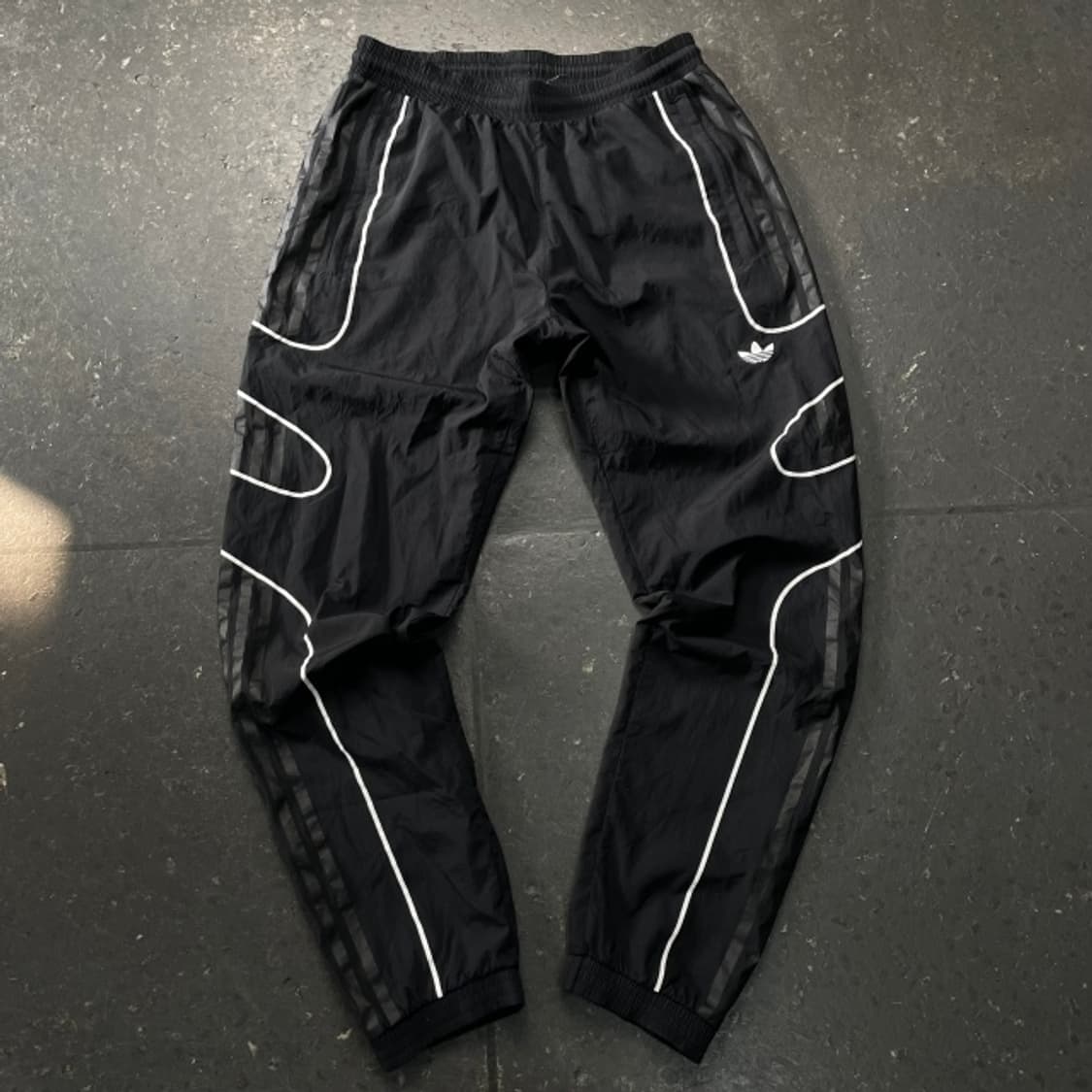 100 아디다스 나일론 팬츠 상품이미지1