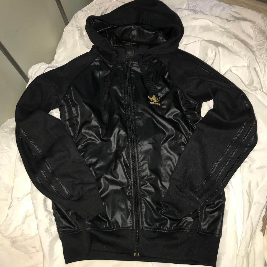 Adidas 아디다스 고스펑크 유광 금장 후드집업 상품이미지3