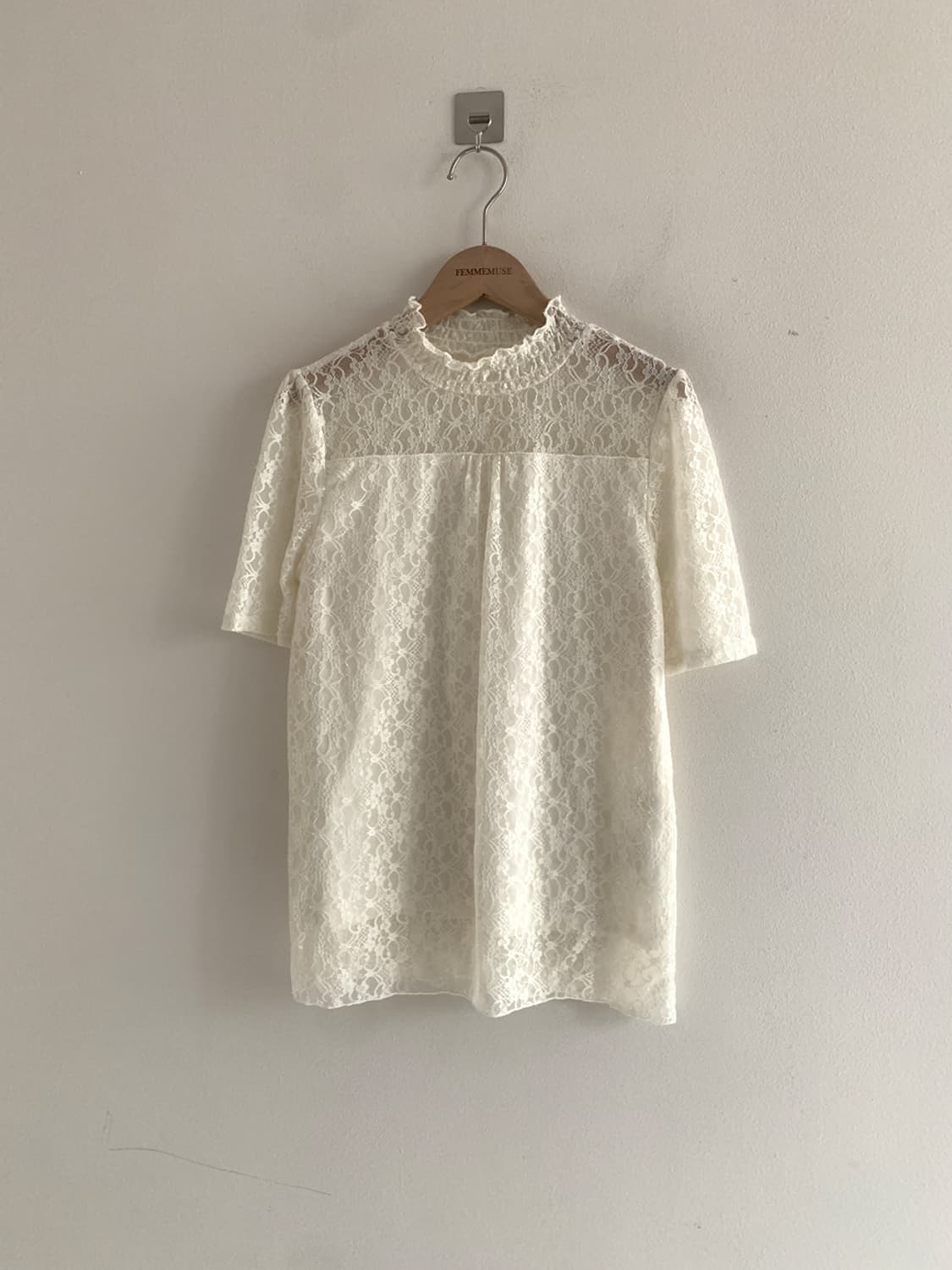 Lace Neck Short Sleeve Blouse T 상품이미지1