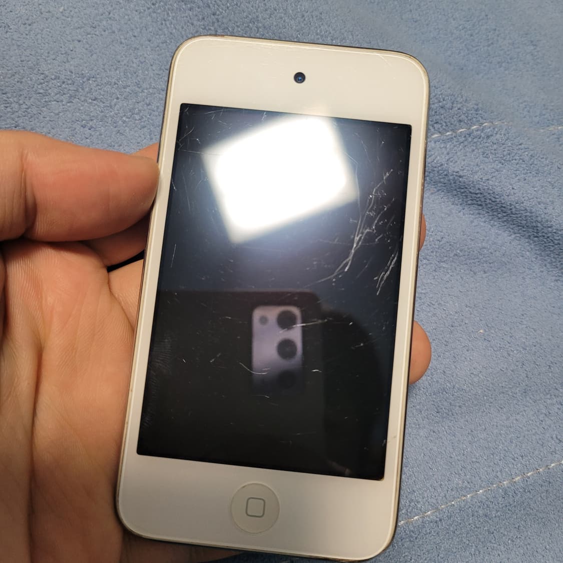 화이트 색상 아이팟터치 4세대 8기가 상품이미지1