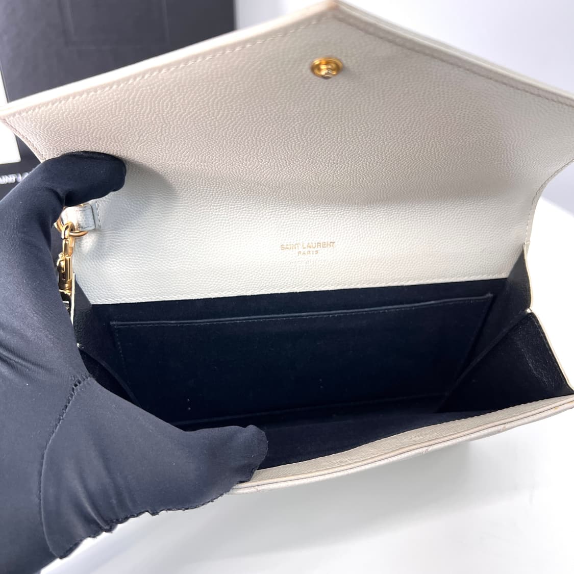 생로랑 모노그램 엔벨로프 클러치백 (617662) 상품이미지9