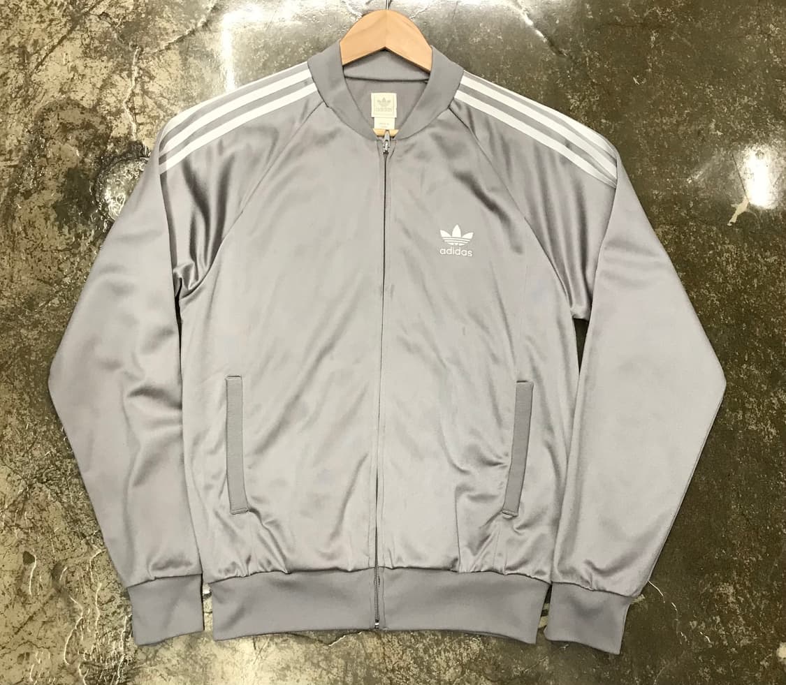 아디다스 그레이 백그래픽 져지 상품이미지1