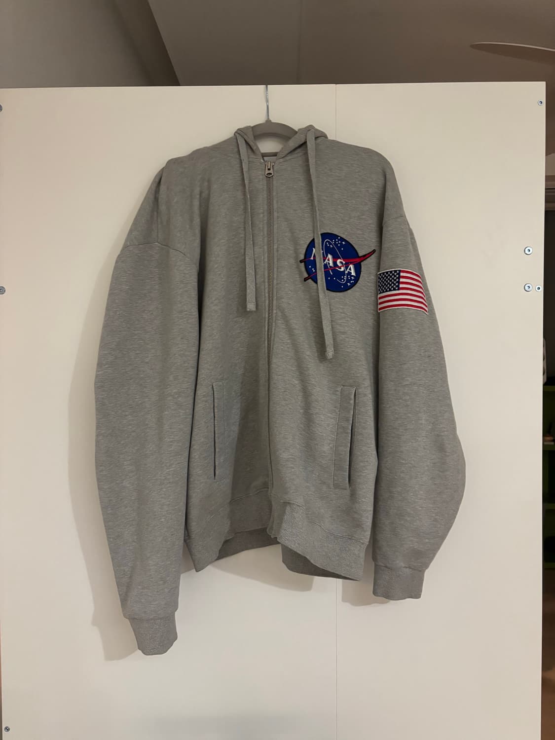 시에로 나사 후드집업 상품이미지1