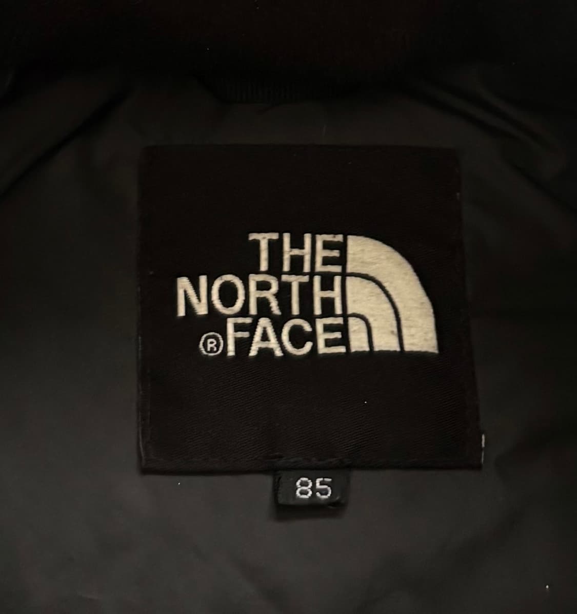 노스페이스 눕시 700 하이벤트 블랙 패딩 상품이미지5