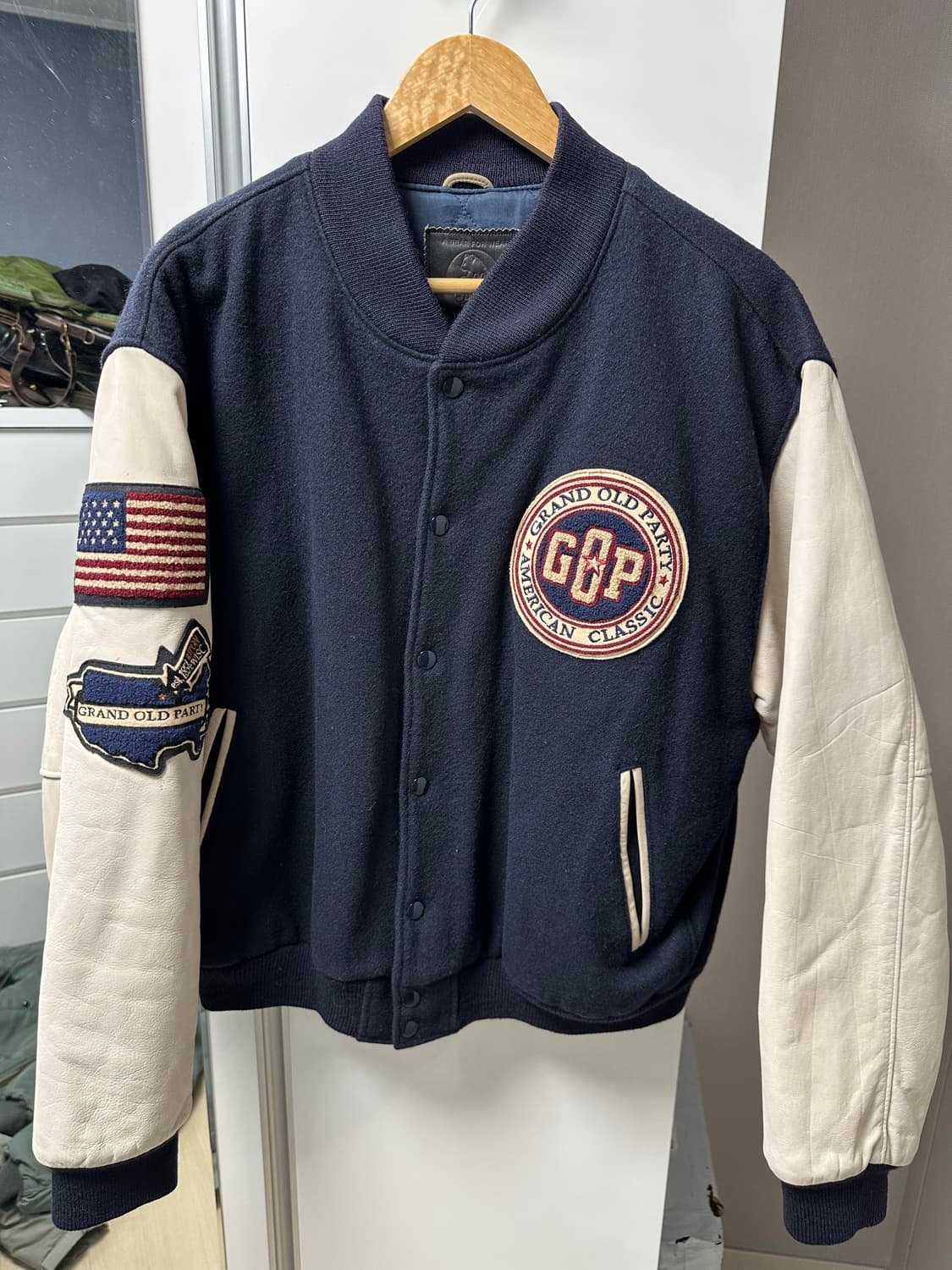 골든베어 바시티 L사이즈 상품이미지1