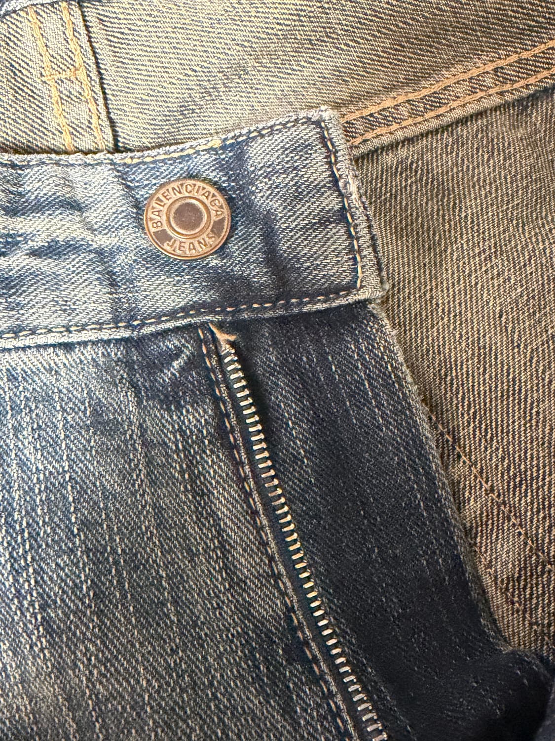 발렌시아가 부츠컷 데님팬츠 라이트 블루  S 상품이미지10