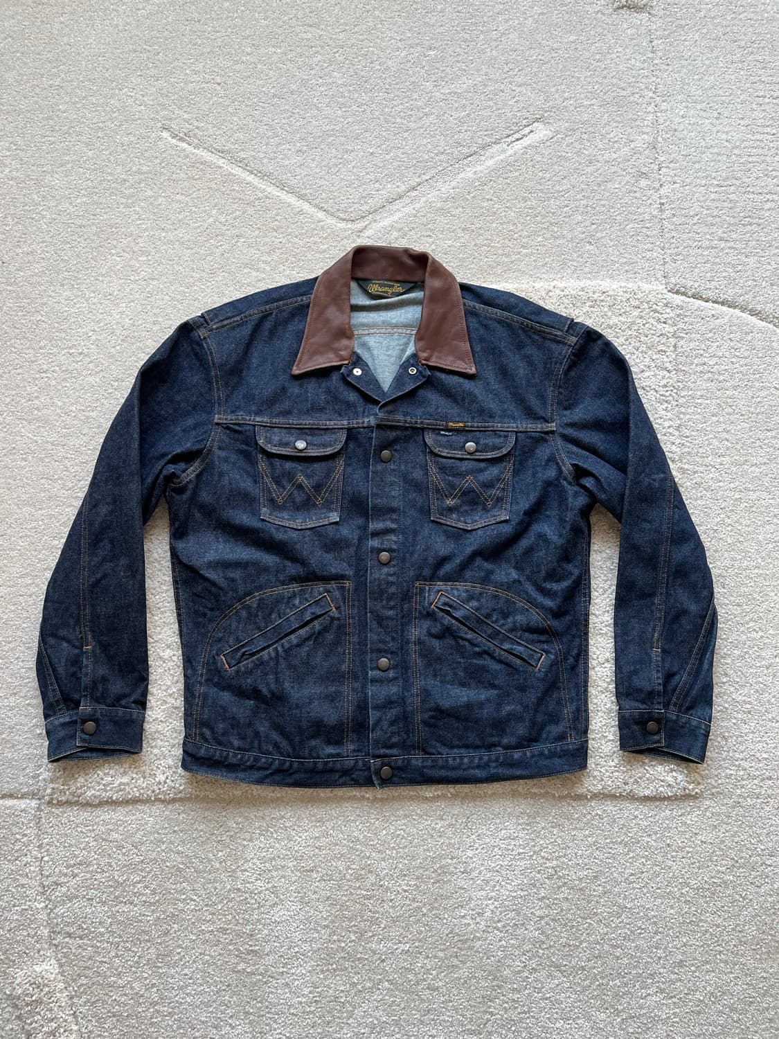 랭글러 레더 카라 24MJZ 데님 자켓 (103-105) 상품이미지2