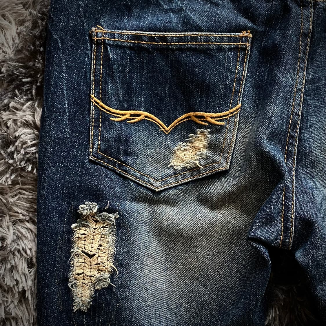 Fuga Distressed Bootcut Pants 상품이미지9