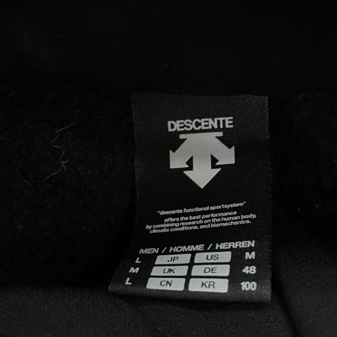 100 데상트 아우디 하이브리드 자켓  상품이미지3