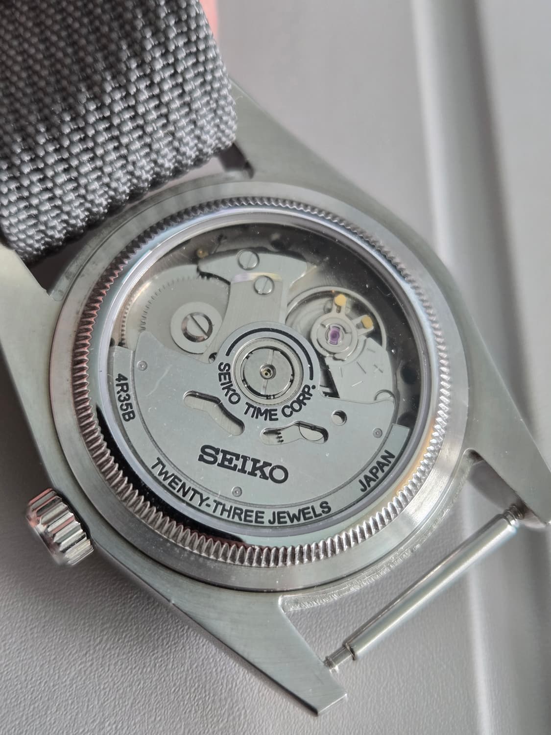 세이코 SEIKO 로만 그레이 플루티드 MOD NH35 오토매틱 상품이미지3