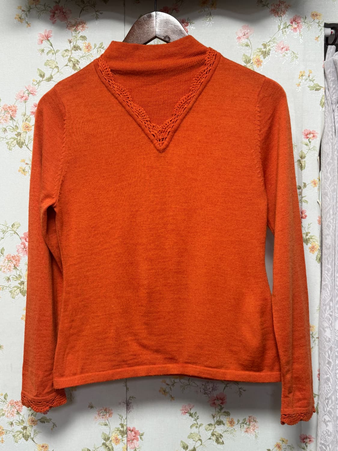 빈티지 오렌지 레이스 반목폴라 상품이미지1