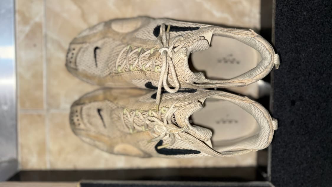 나이키X스투시 에어 줌 스피리돈 300 사이즈 상품이미지1