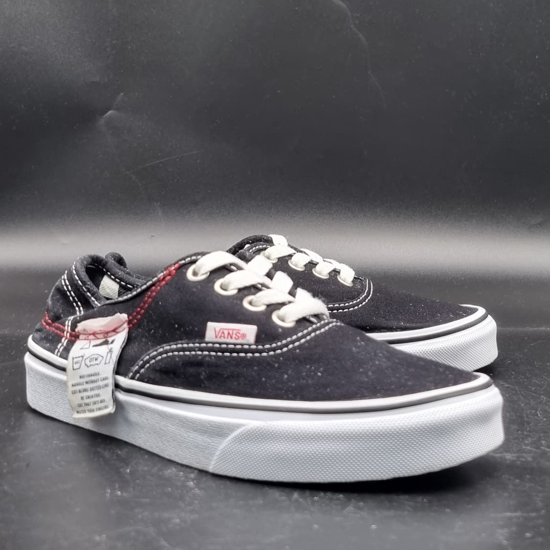 반스 어센틱 블랙 스니커즈220 상품이미지1