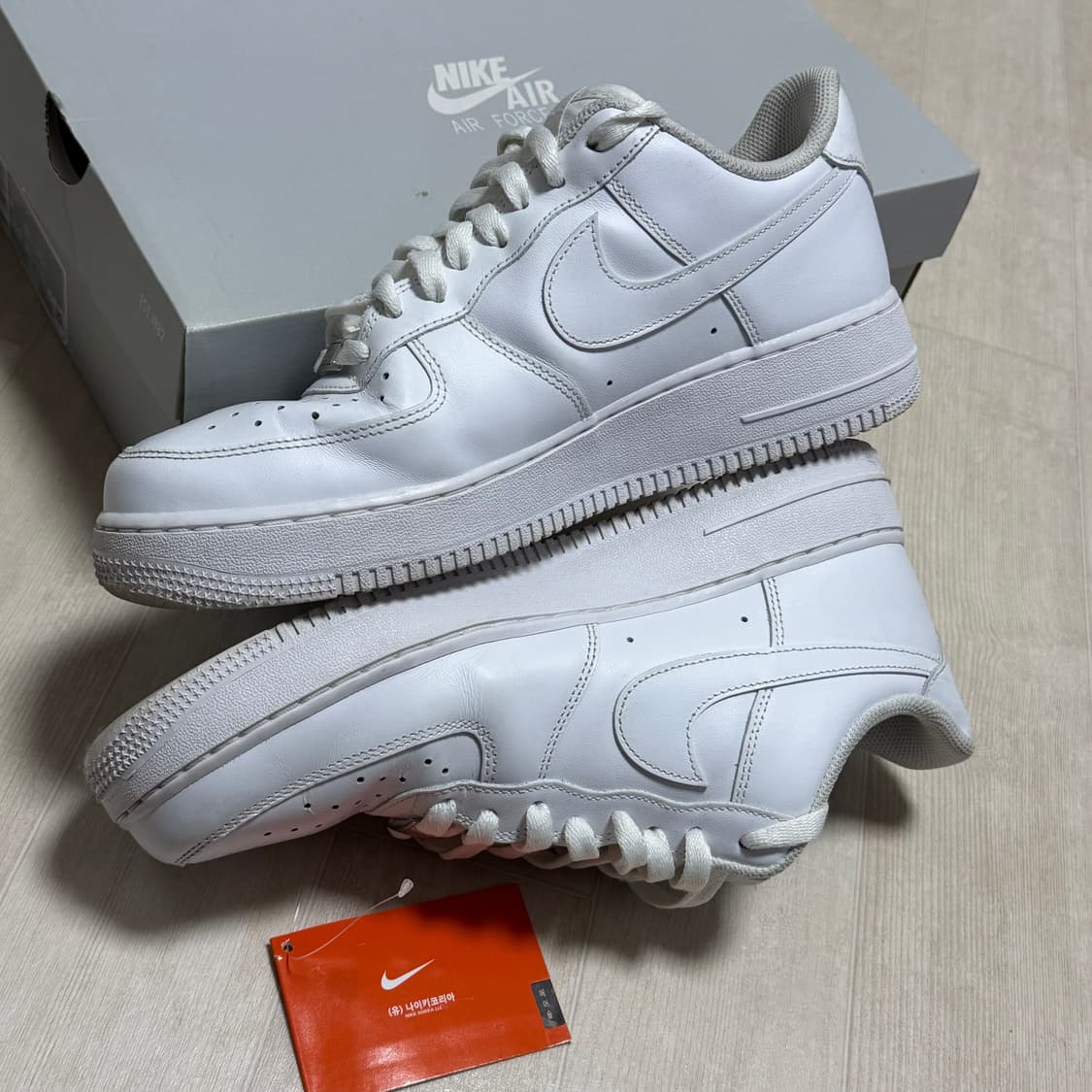 (270) 나이키 에어포스1 올백 화이트 스니커즈 상품이미지4
