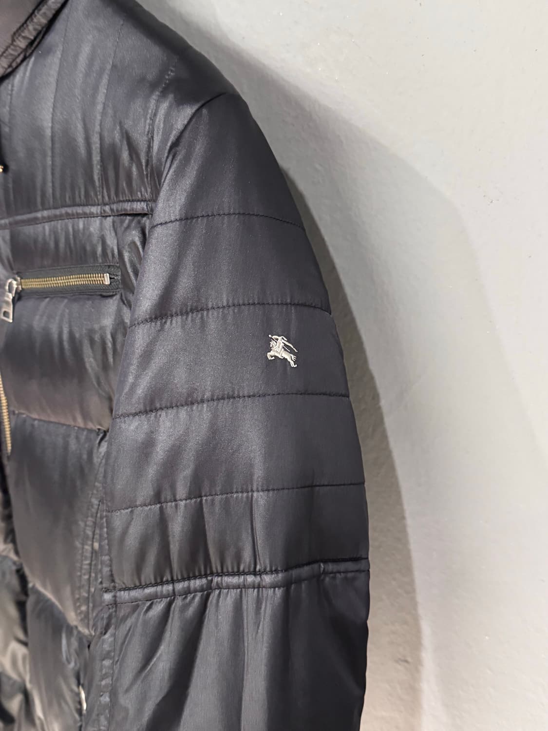 버버리 블랙라벨 구스다운 푸퍼자켓  상품이미지3