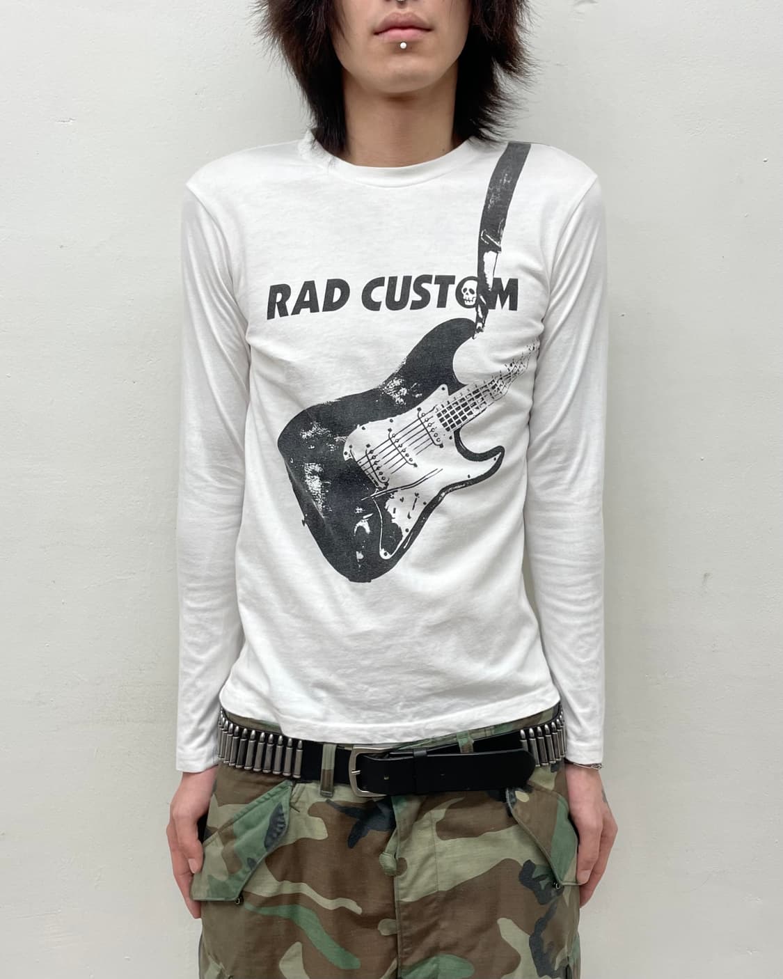 rad custom guitar stud printed long slee 상품이미지1