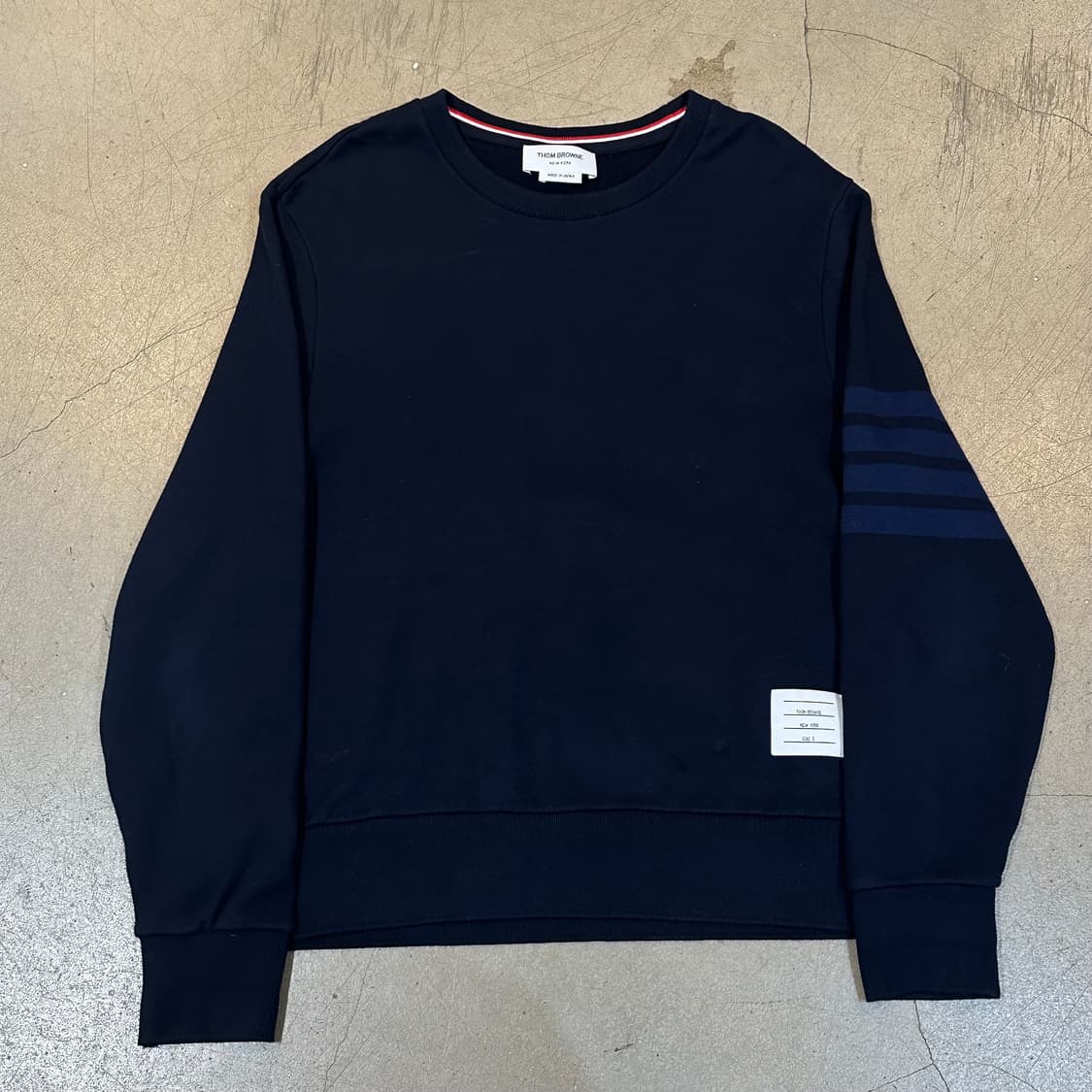 3 톰브라운 블루완장 네이비 맨투맨 상품이미지2