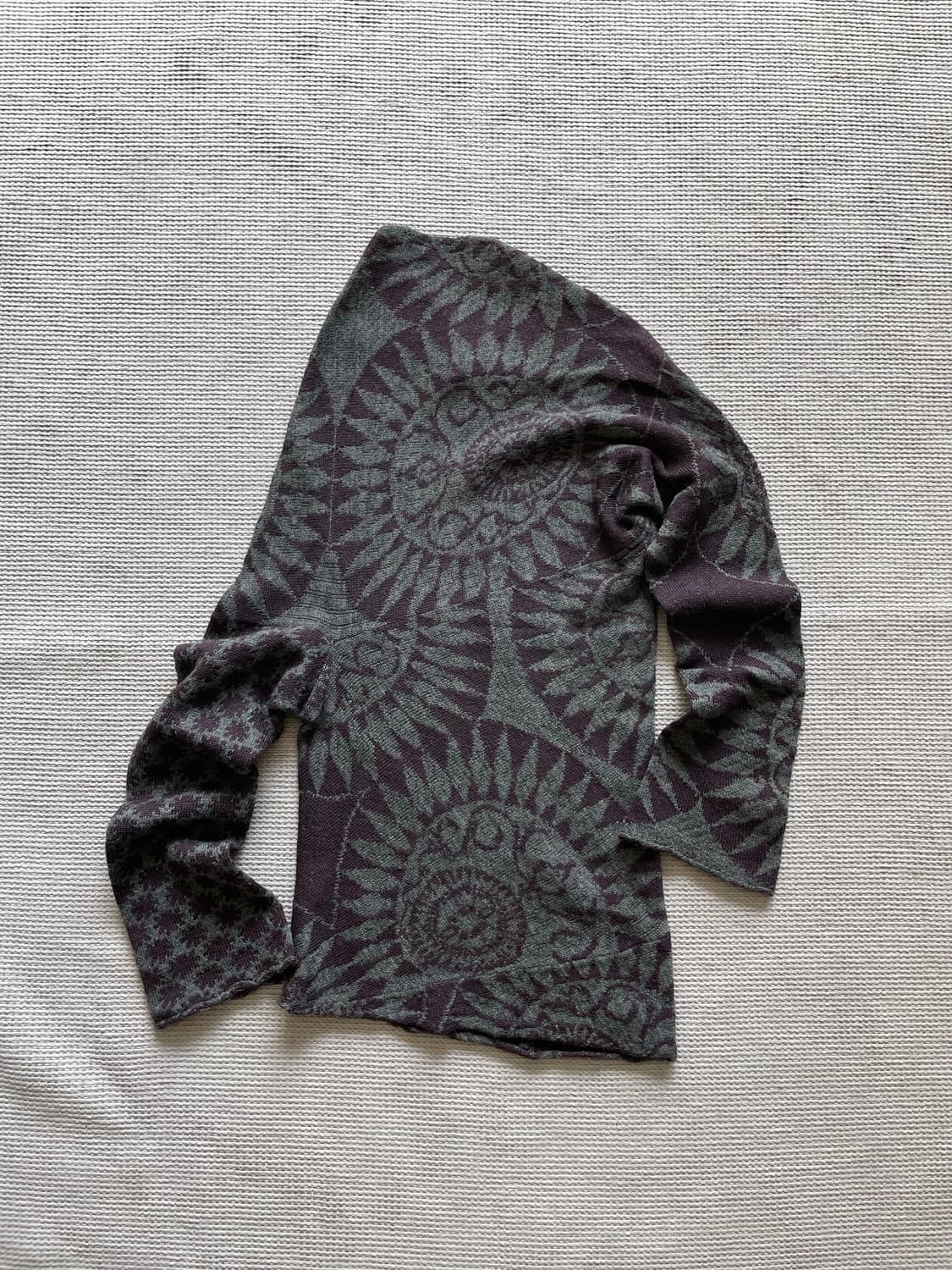 드리스반노튼 언밸런스 스웨터 상품이미지2