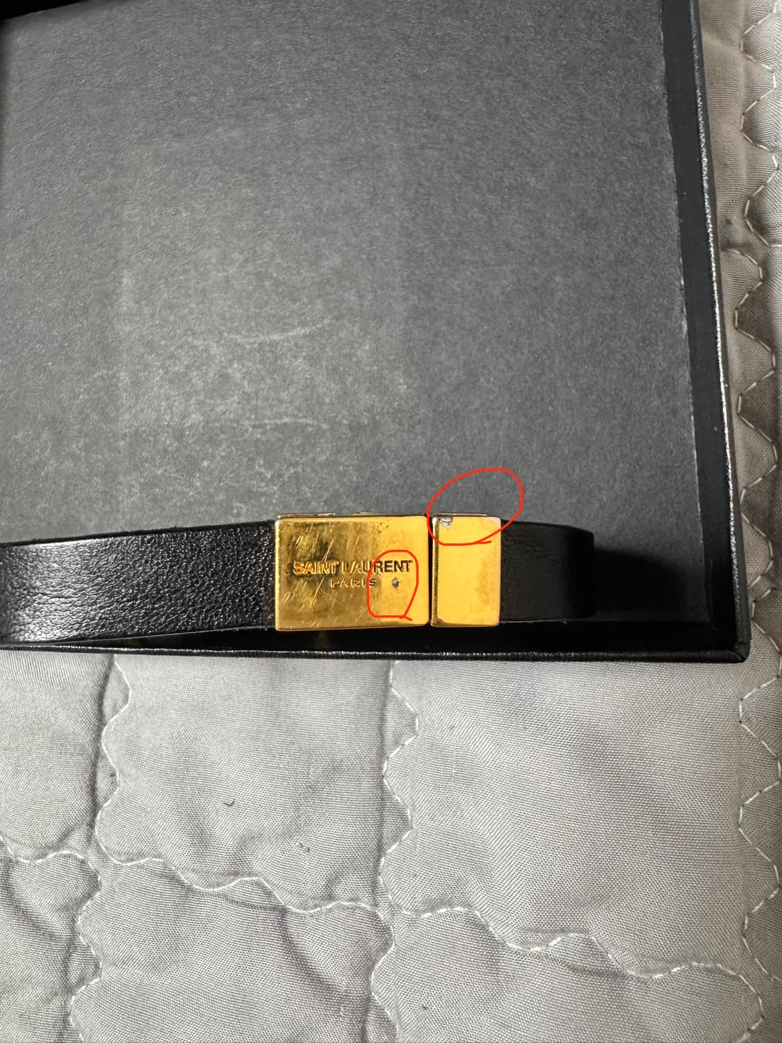 생로랑 모노그램 로고 팔찌 M 상품이미지8