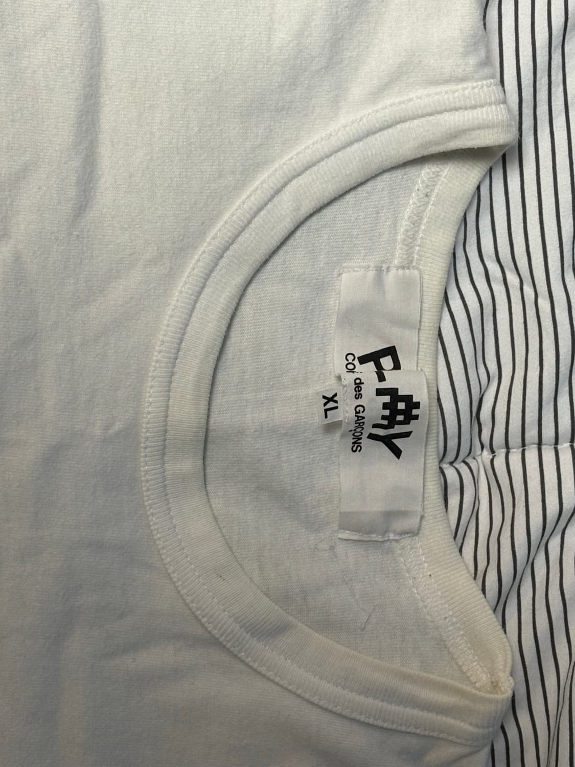 꼼데가르송 반팔 상품이미지2