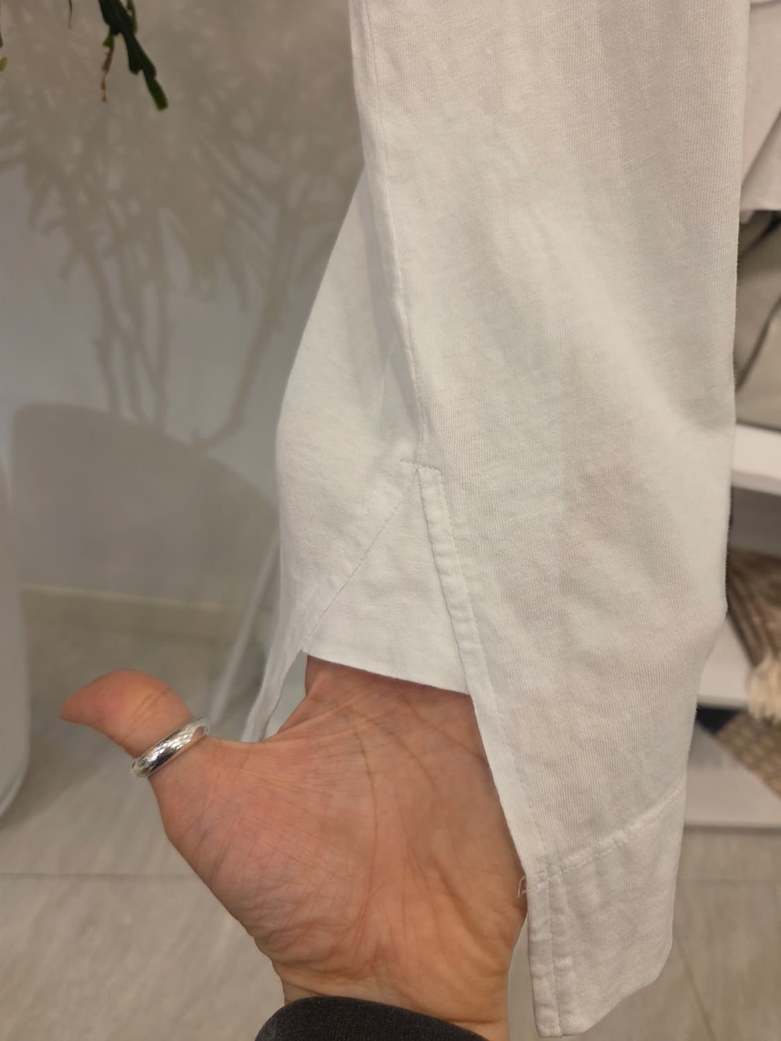 비비안웨스트우드  포켓 오버핏 티셔츠 상품이미지5