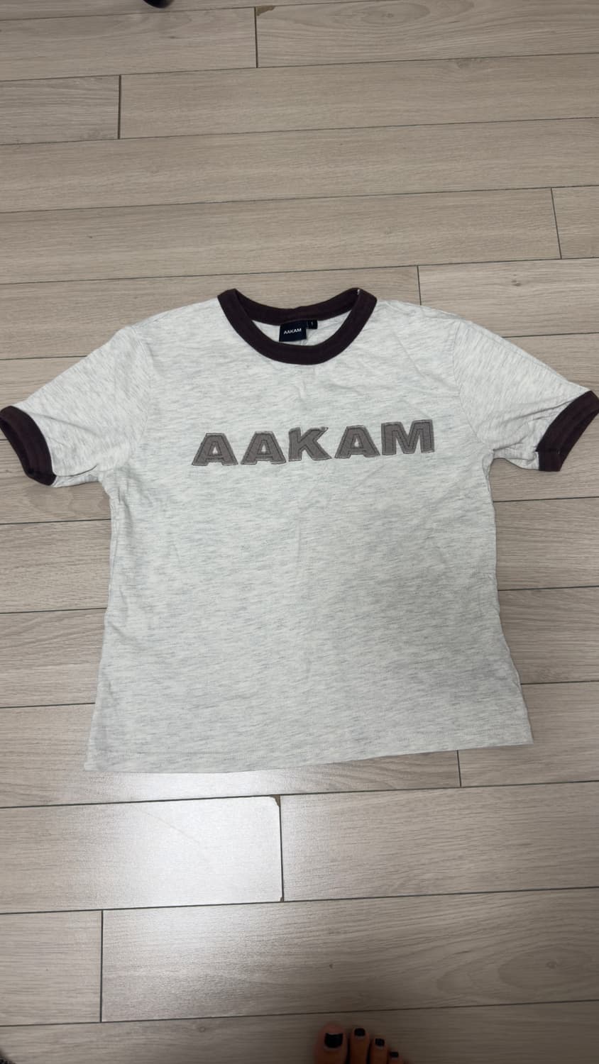 아캄 링거 반팔티 1 상품이미지1