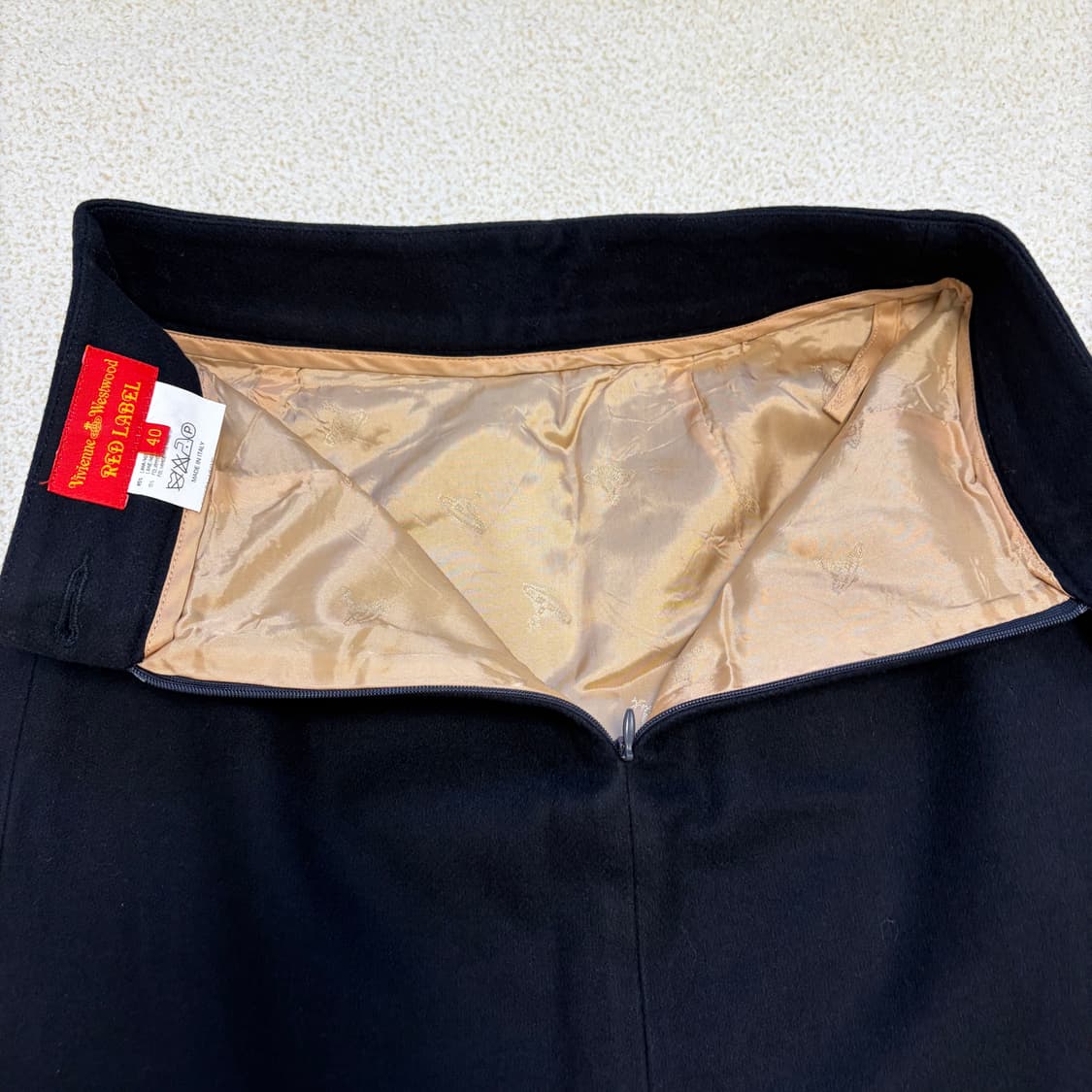 비비안웨스트우드 레드라벨 h라인 미디 스커트 상품이미지4