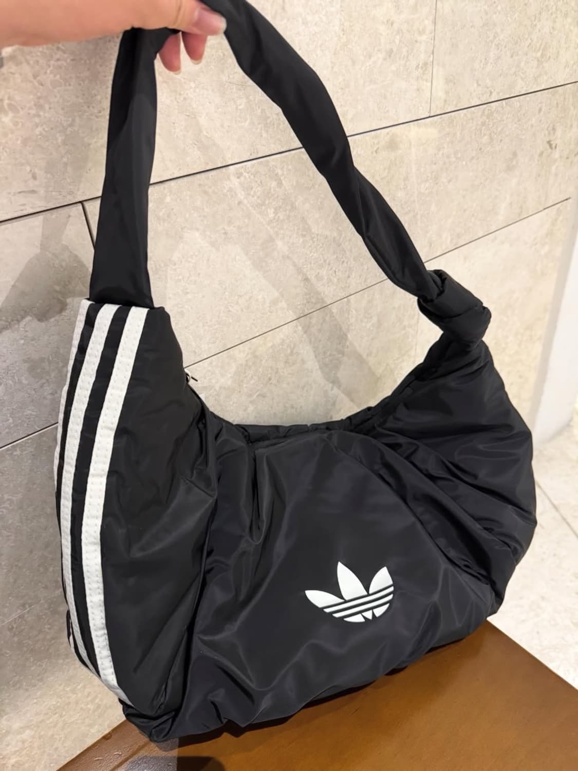 아디다스 크루아상 백 상품이미지1