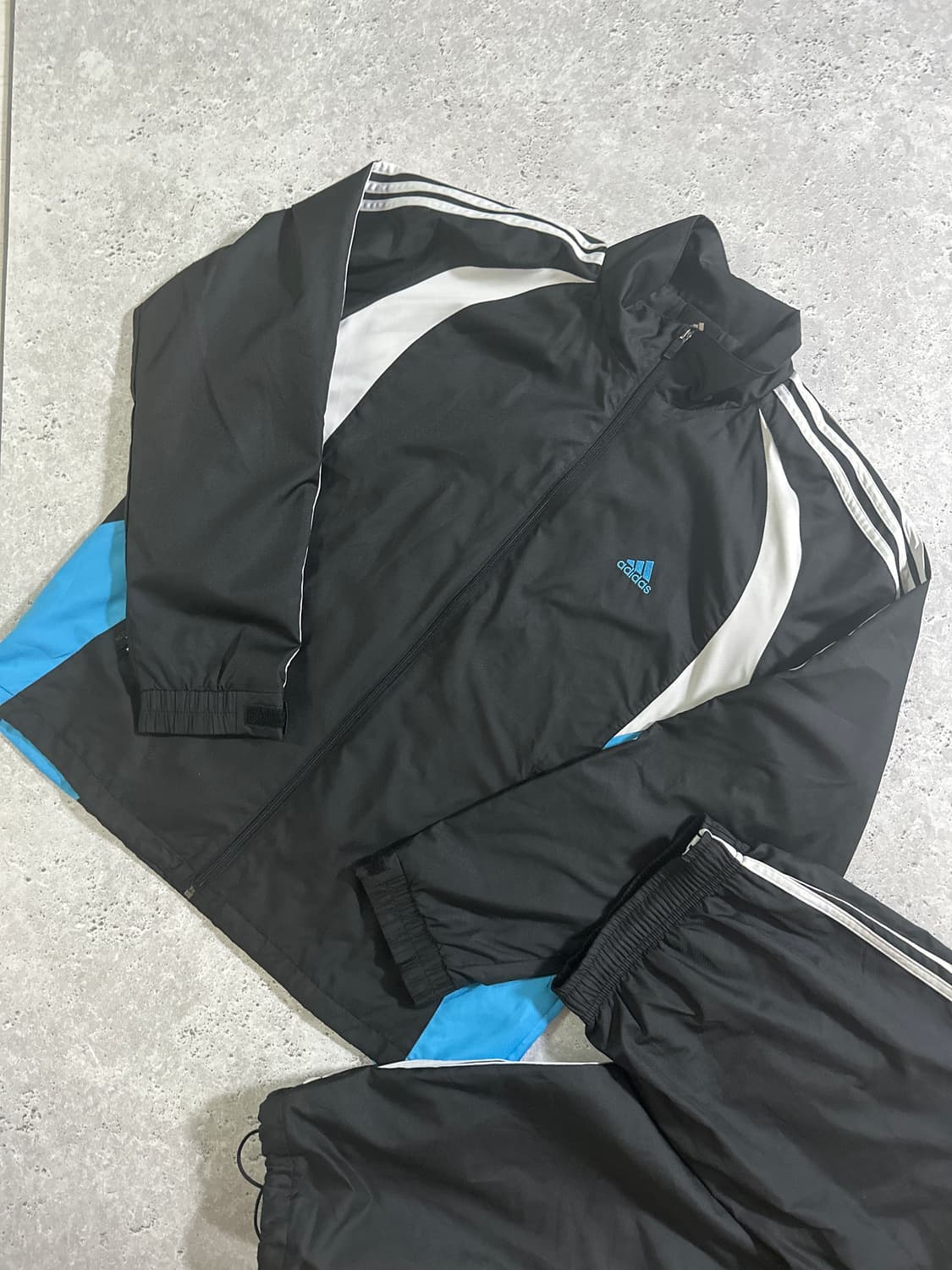 Adidas Y2K 퍼포먼스 트레이닝 셋업 상품이미지1