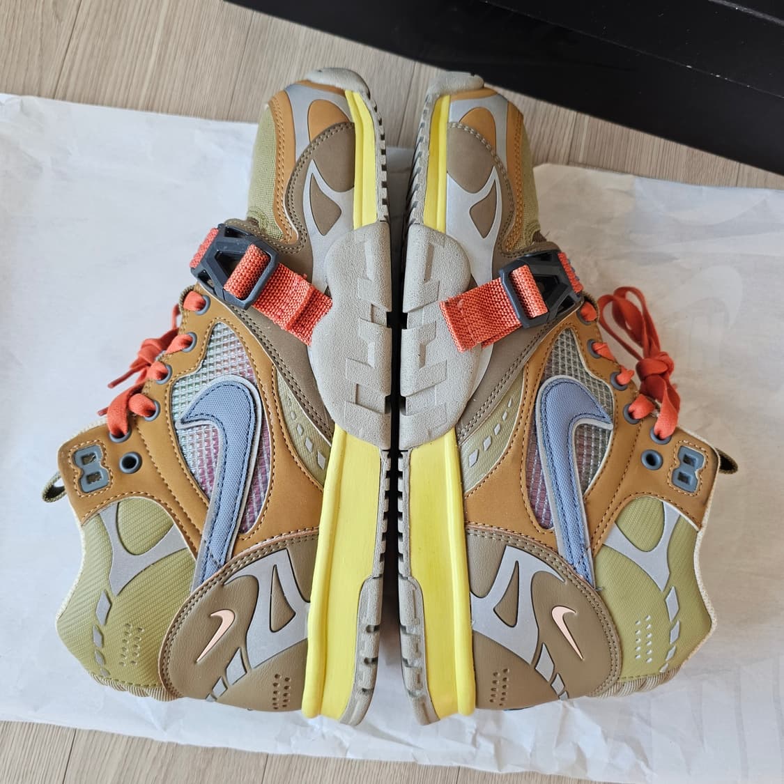 280 나이키 에어 트레이너 1 SP 코리앤더 1회착 DH7338-300 상품이미지5