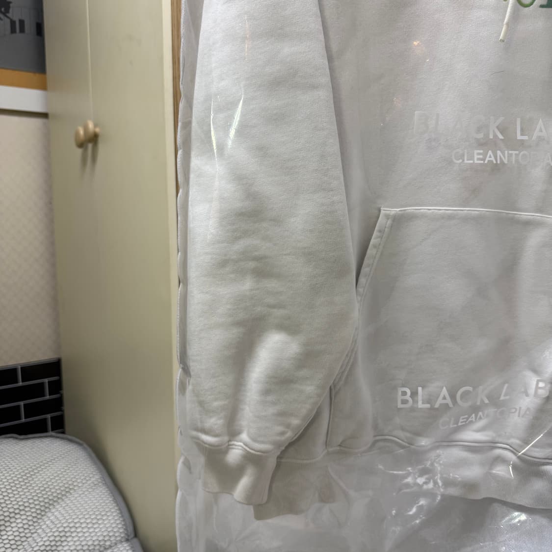 발렌시아가 레인보우 월계수 오버핏 후드티 상품이미지6