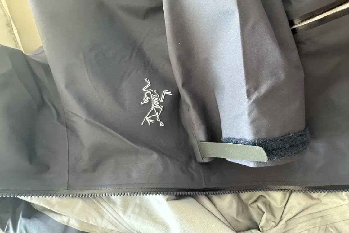 신형 아크테릭스 남성 베타 자켓 L 블랙

사파이어 상품이미지3