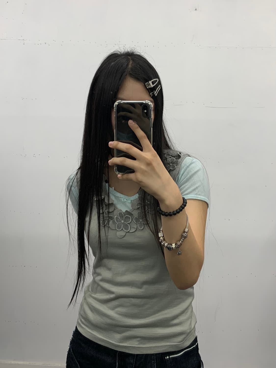 Hiroko bis 플라워 슬리브리스 탑 상품이미지1