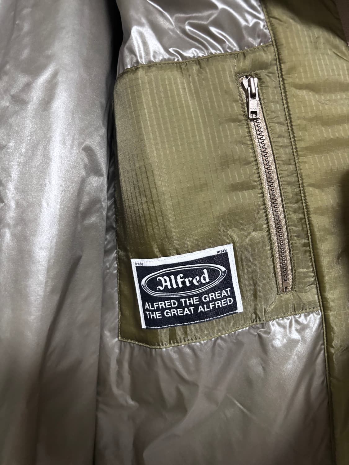 헤리티지플로스 알프레드 파카 (홍태준님 착용) 상품이미지4