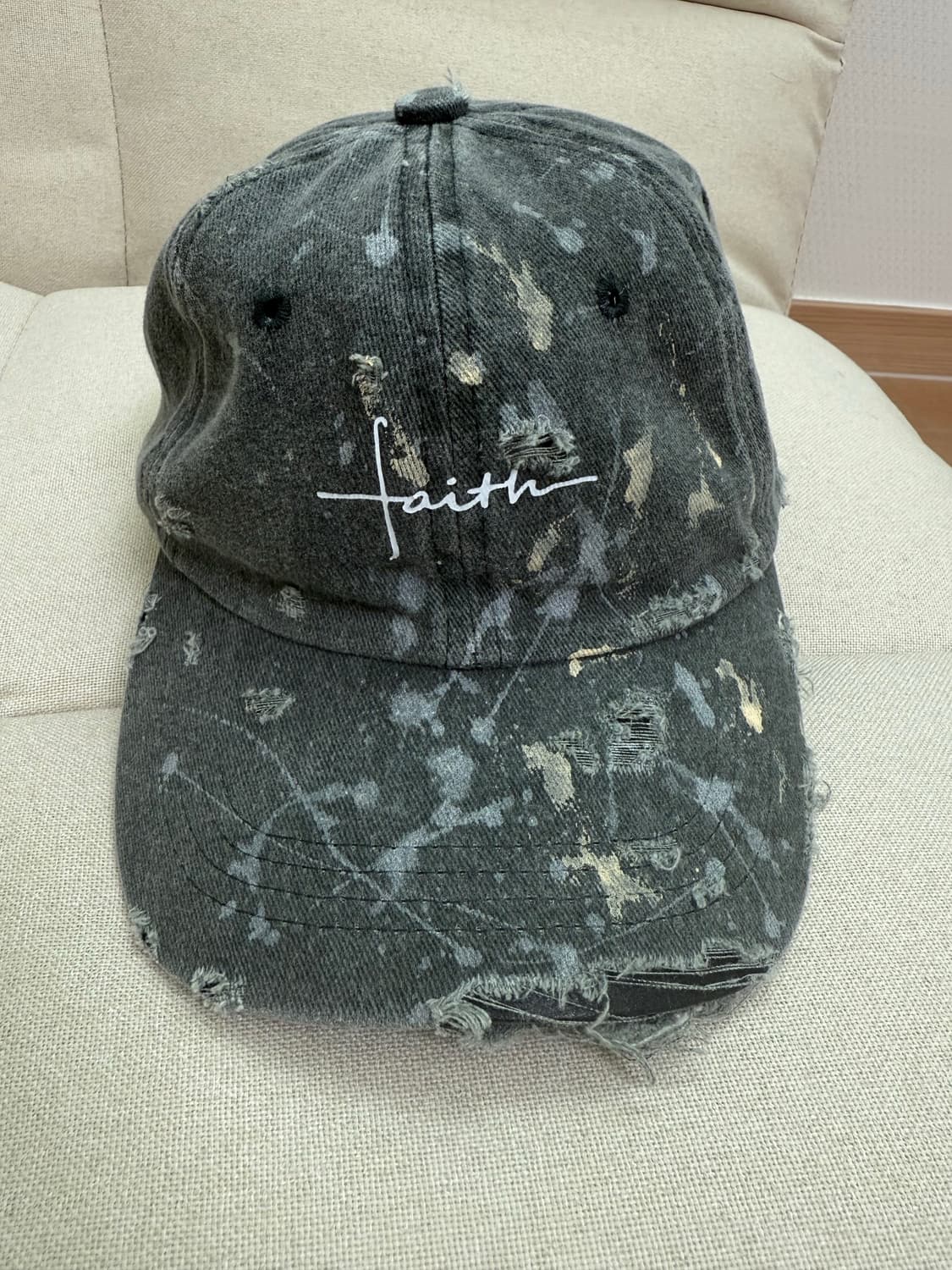 디스트레스드 페인팅 캡 상품이미지1