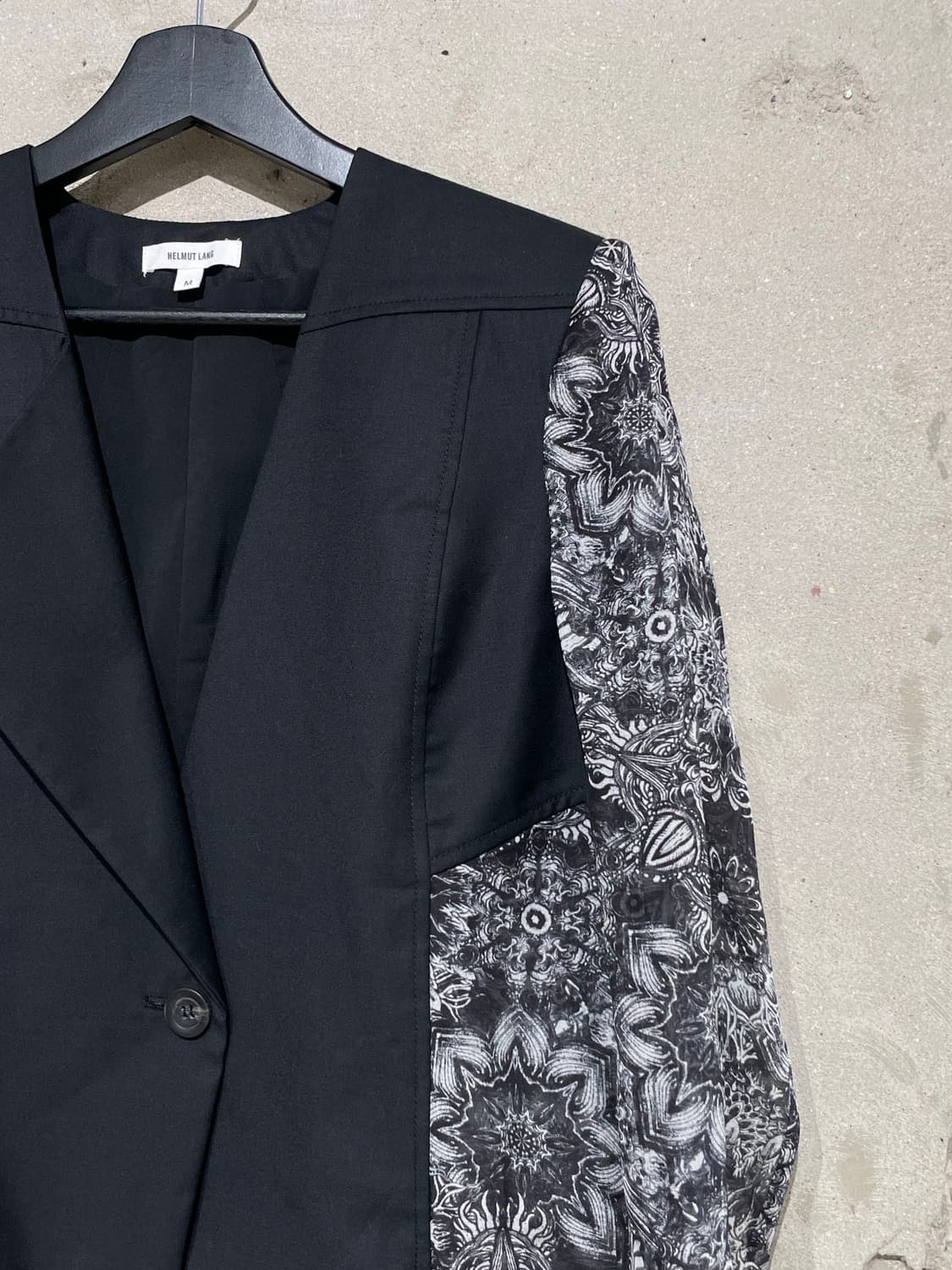 헬무트랭 블랙 쉬폰 1B 크롭 블레이저 상품이미지3