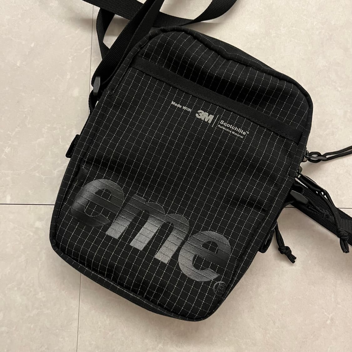 슈프림 24ss 숄더백 크로스백 블랙 상품이미지2