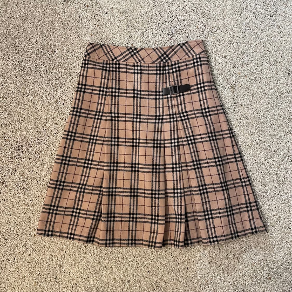 버버리 스커트 ⭐️1243 상품이미지1