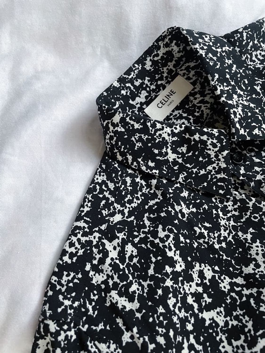 셀린느 19AW 마블 프린트 셔츠 상품이미지6