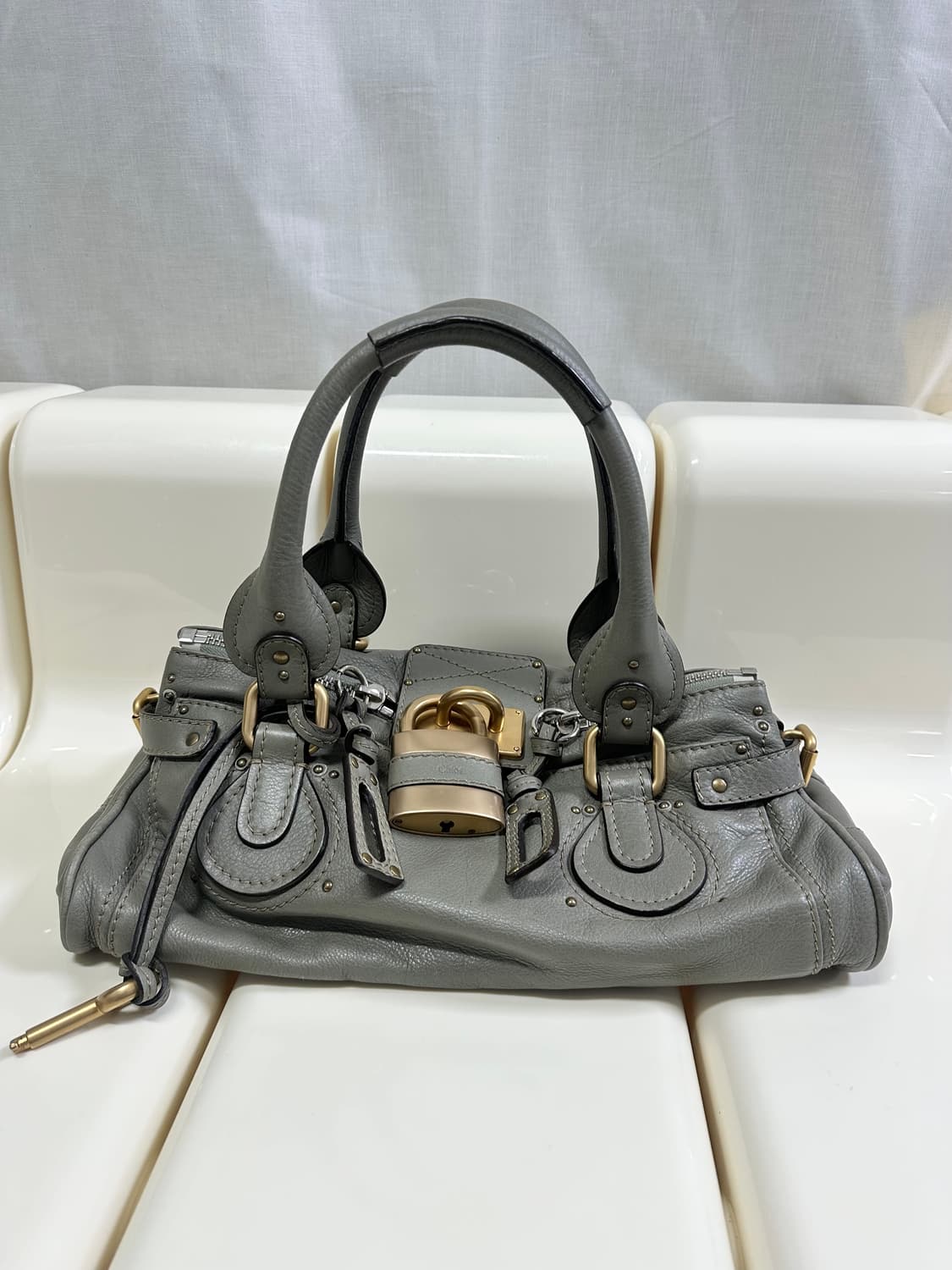 [A+ 정품] 끌로에 패딩턴백 그레이카키 상품이미지6