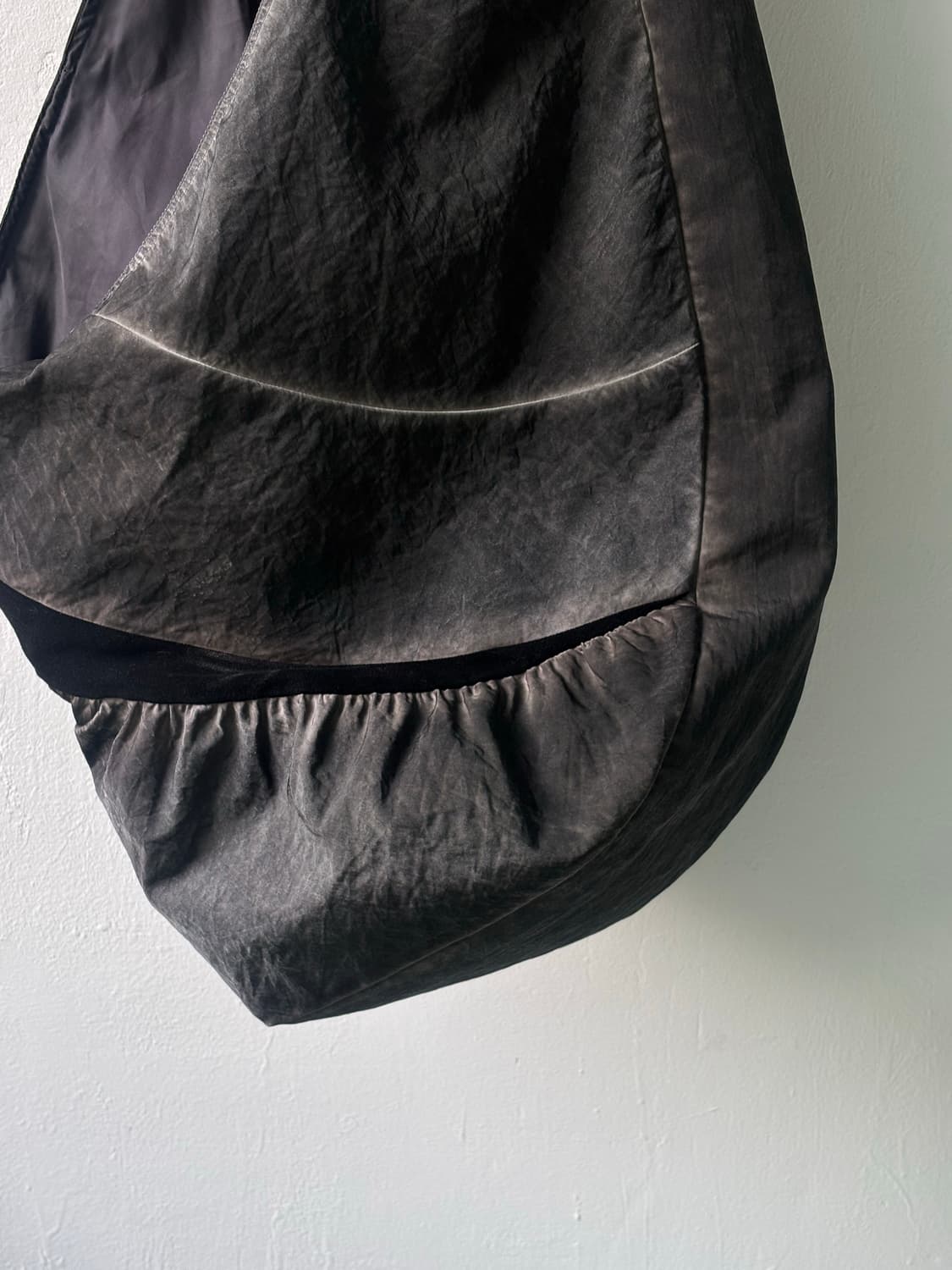 커마웨어 가먼트 다잉 나일론 호보백 상품이미지3