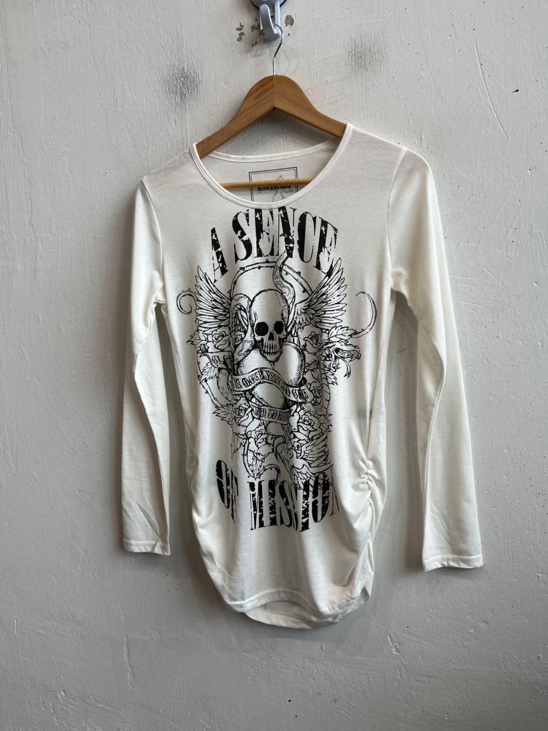 KnickKnack JPN 스컬 펑크 롱슬리브 상품이미지1