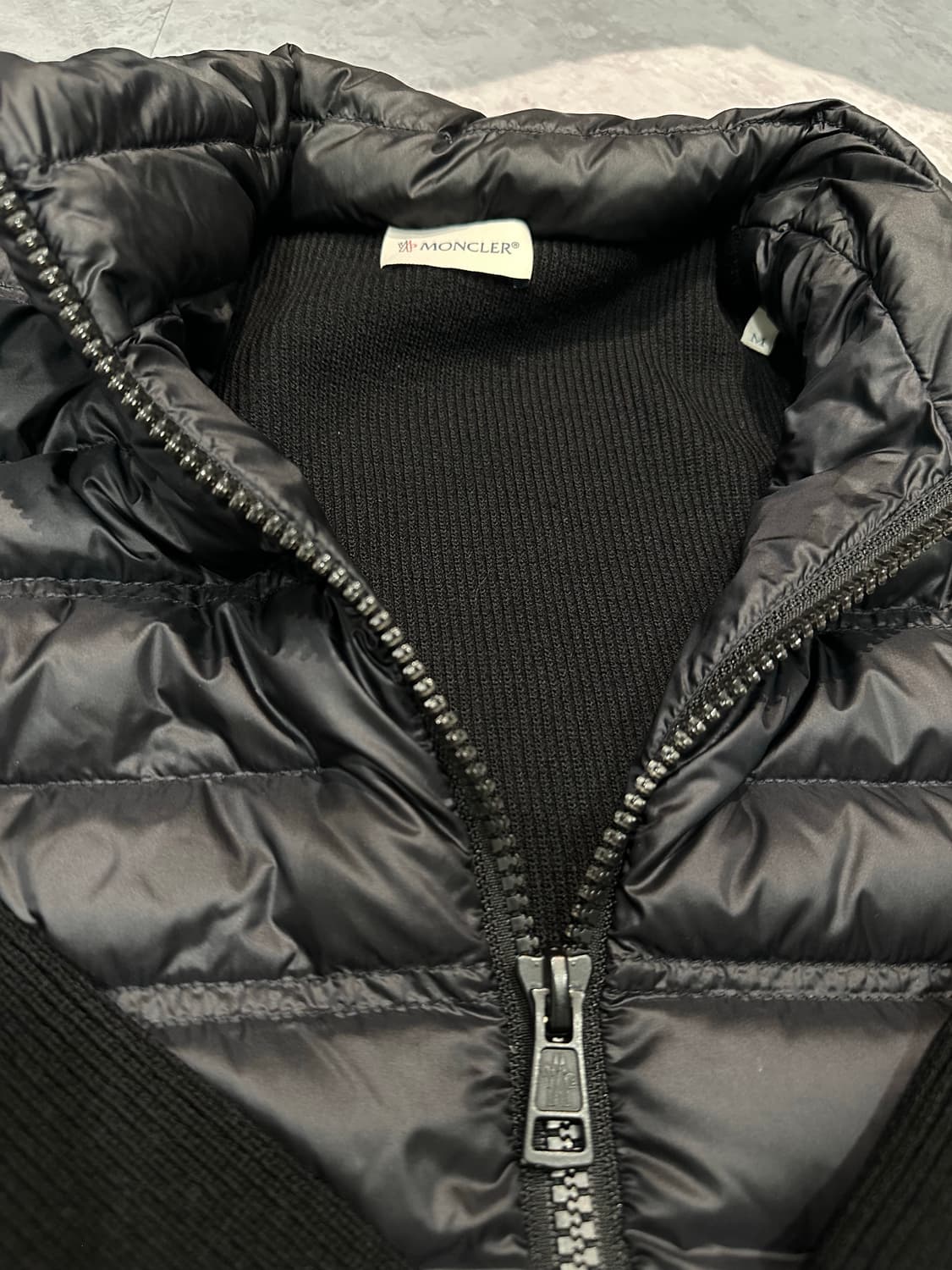 몽클레어 / 22FW 트리콧 가디건 니트패딩 / M 상품이미지4