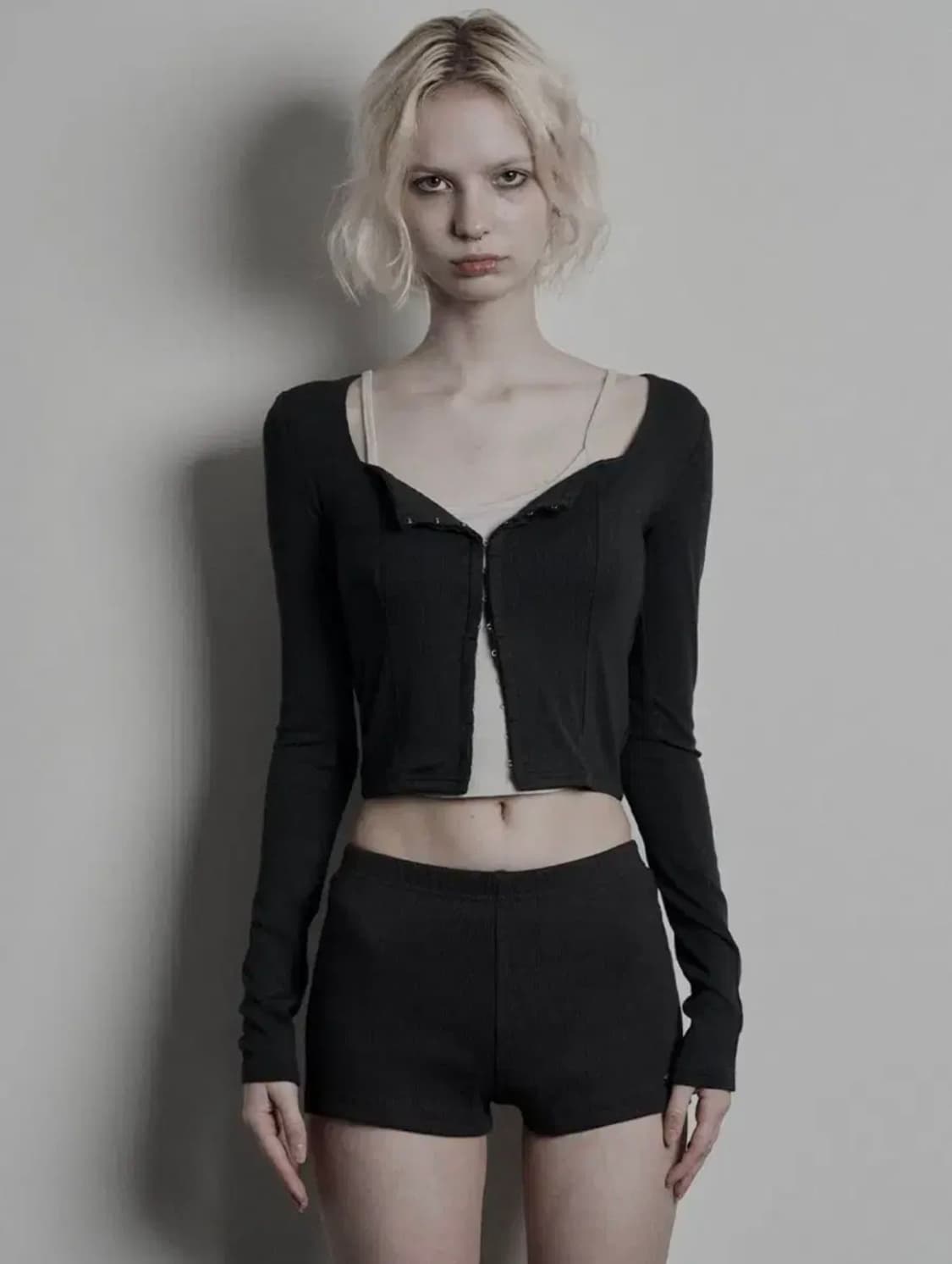 보헤미안서울 스퀘어넥 가디건 카키 상품이미지1