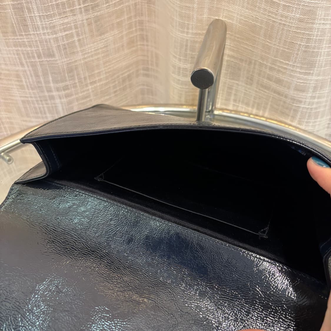 정품 생로랑 블랙 클러치백     상품이미지8