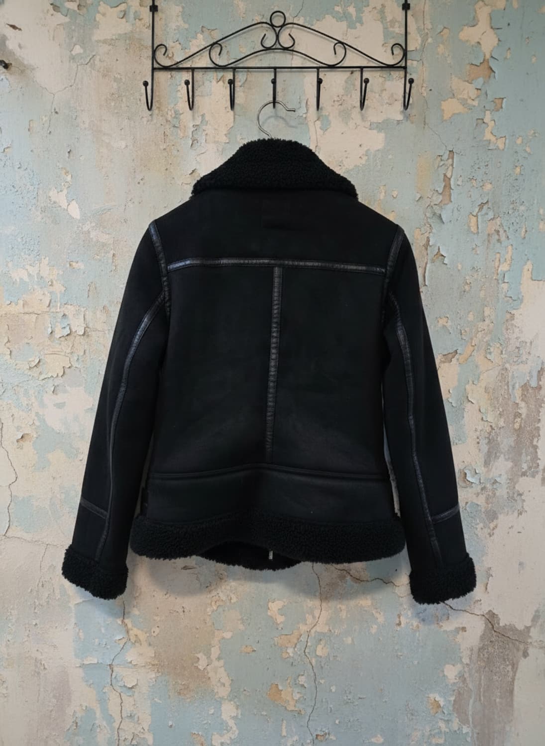 자라 블랙 무스탕 XS 상품이미지2