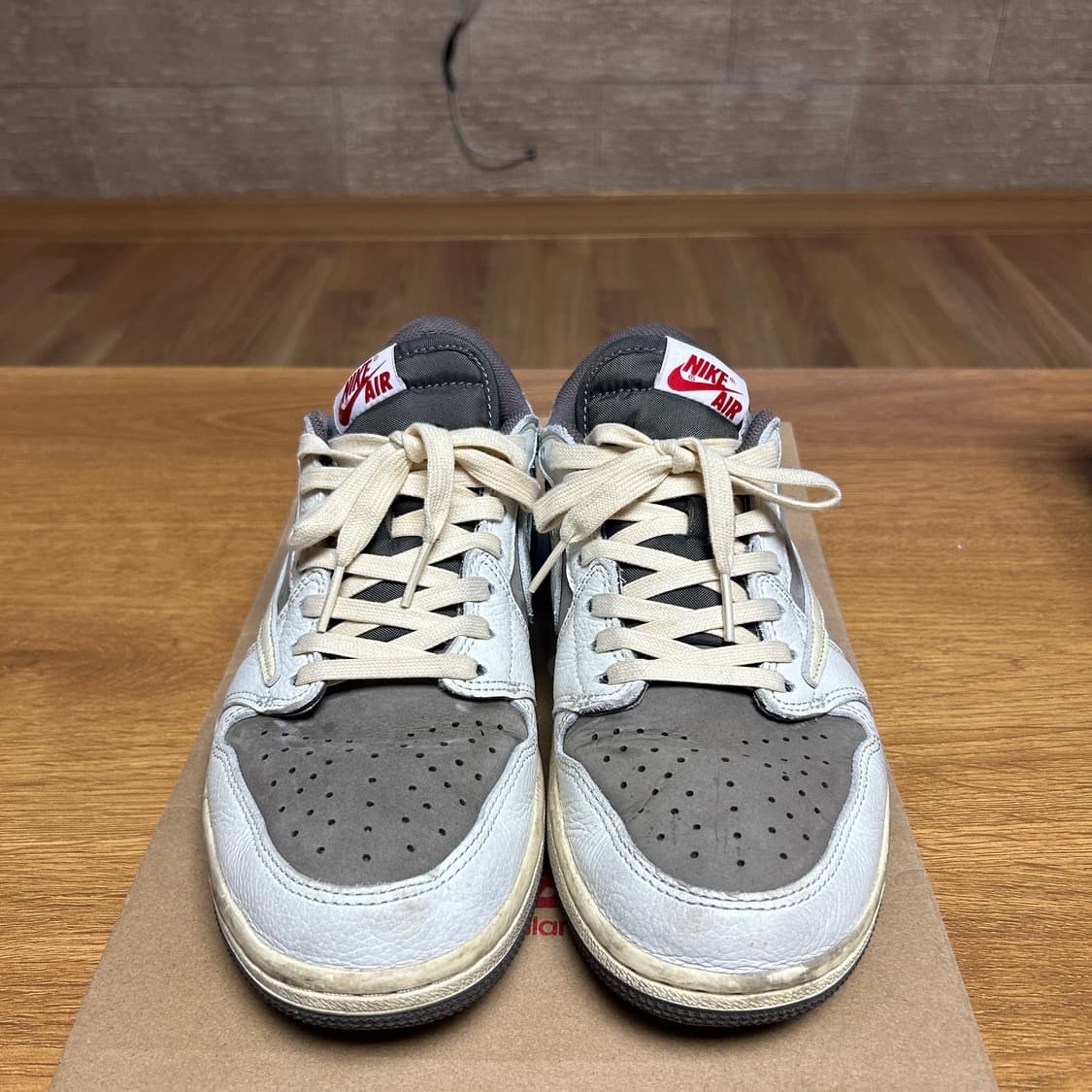 조던1 스캇로우 리버스모카 상품이미지3