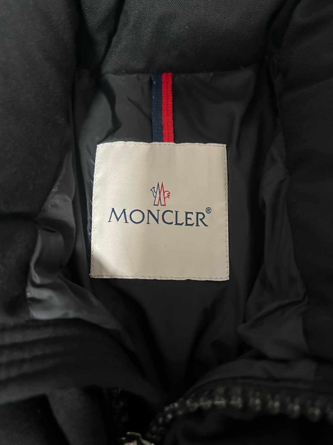 몽클레어 패딩 몽제네브르 2사이즈 상품이미지2