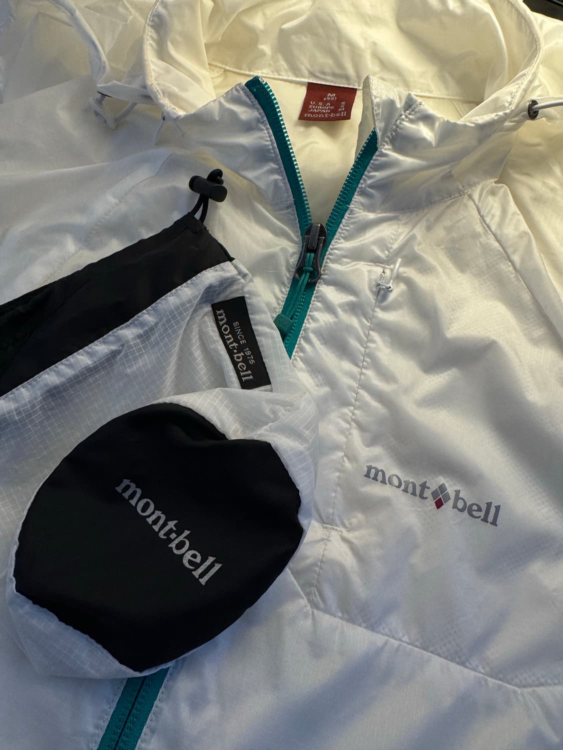 [M]몽벨 경량 나일론 바람막이 자켓 화이트 상품이미지1